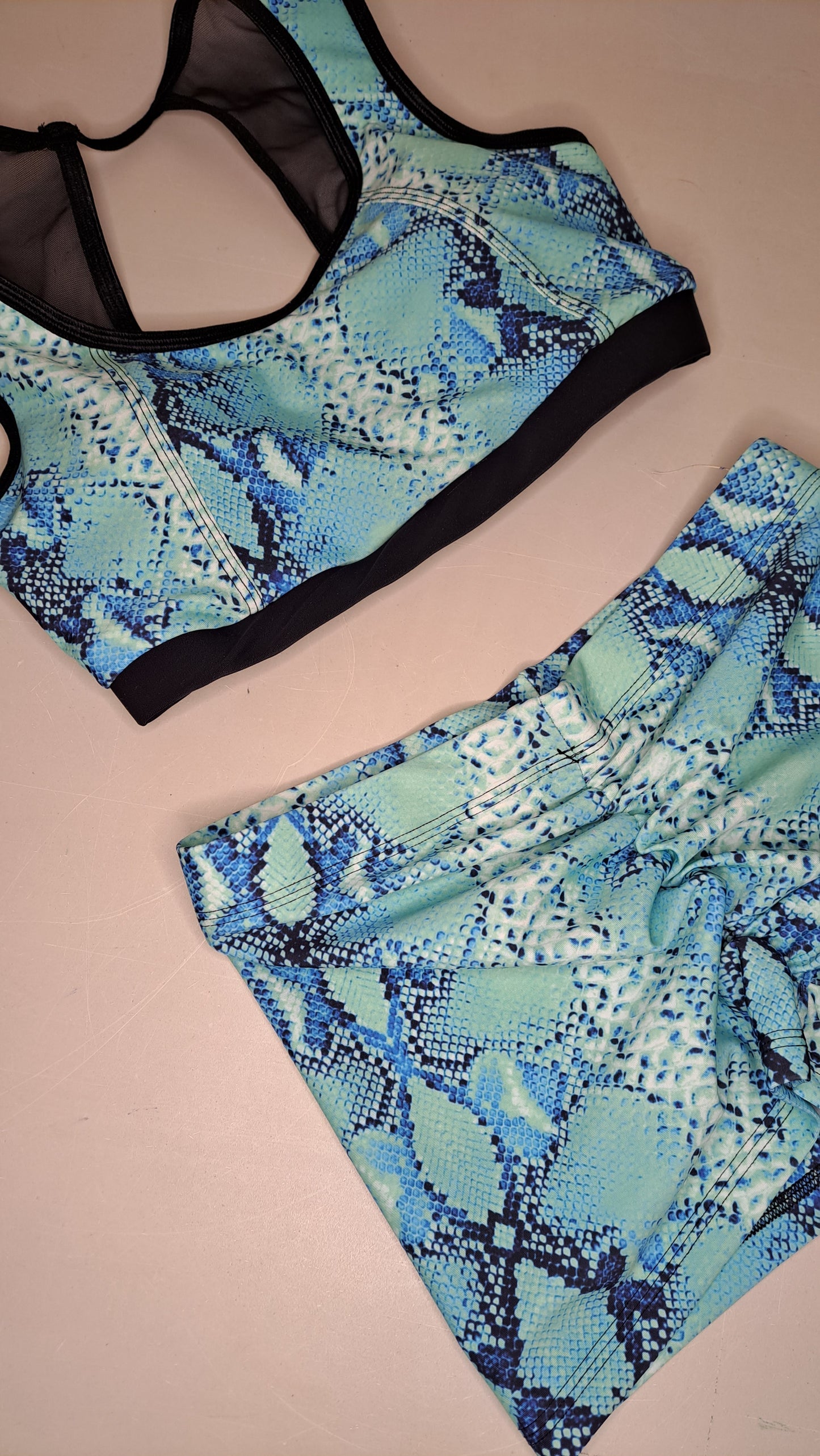 Completo fitness elisa anaconda azzurro - Flamingo pole wear