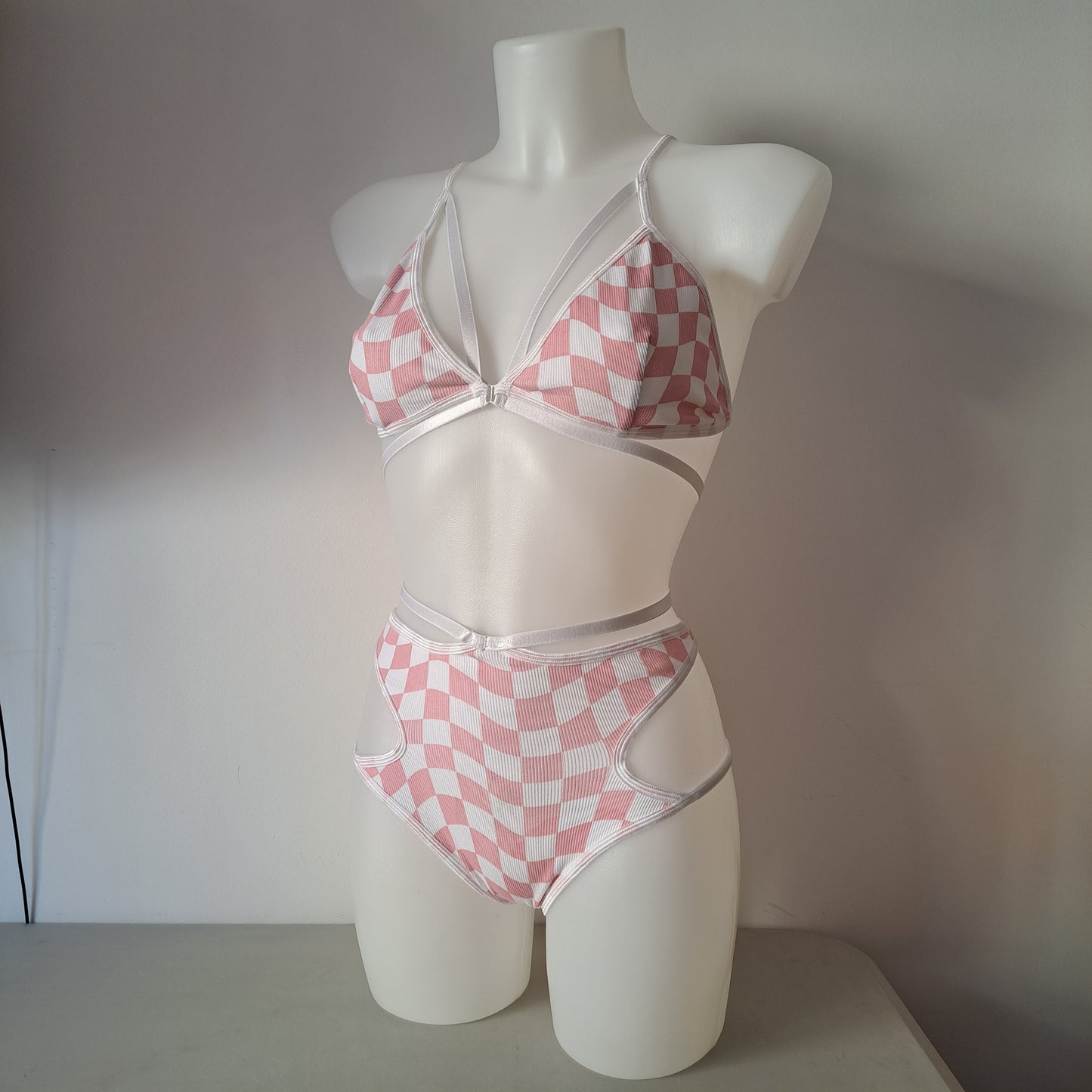 Completo Liv/High cutout scacchi rosa - Flamingo pole wear