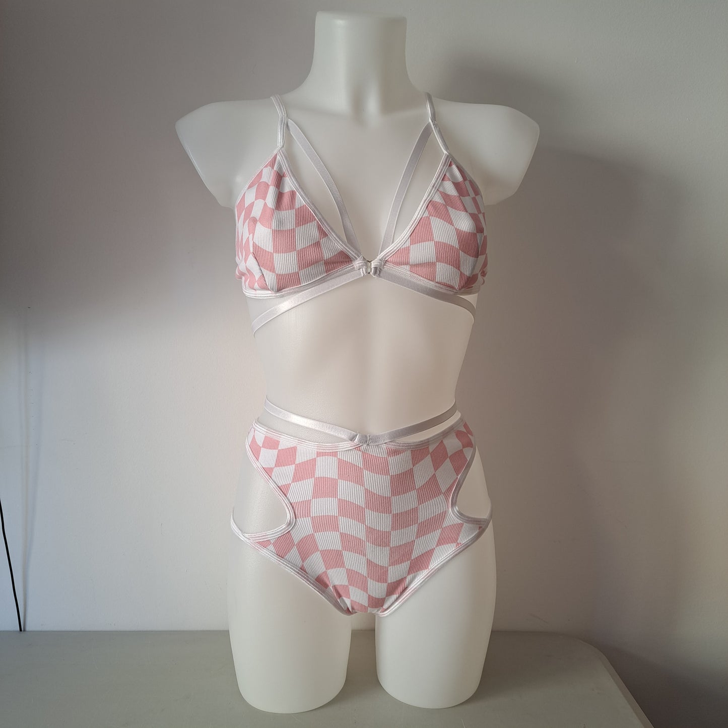 Completo Liv/High cutout scacchi rosa - Flamingo pole wear