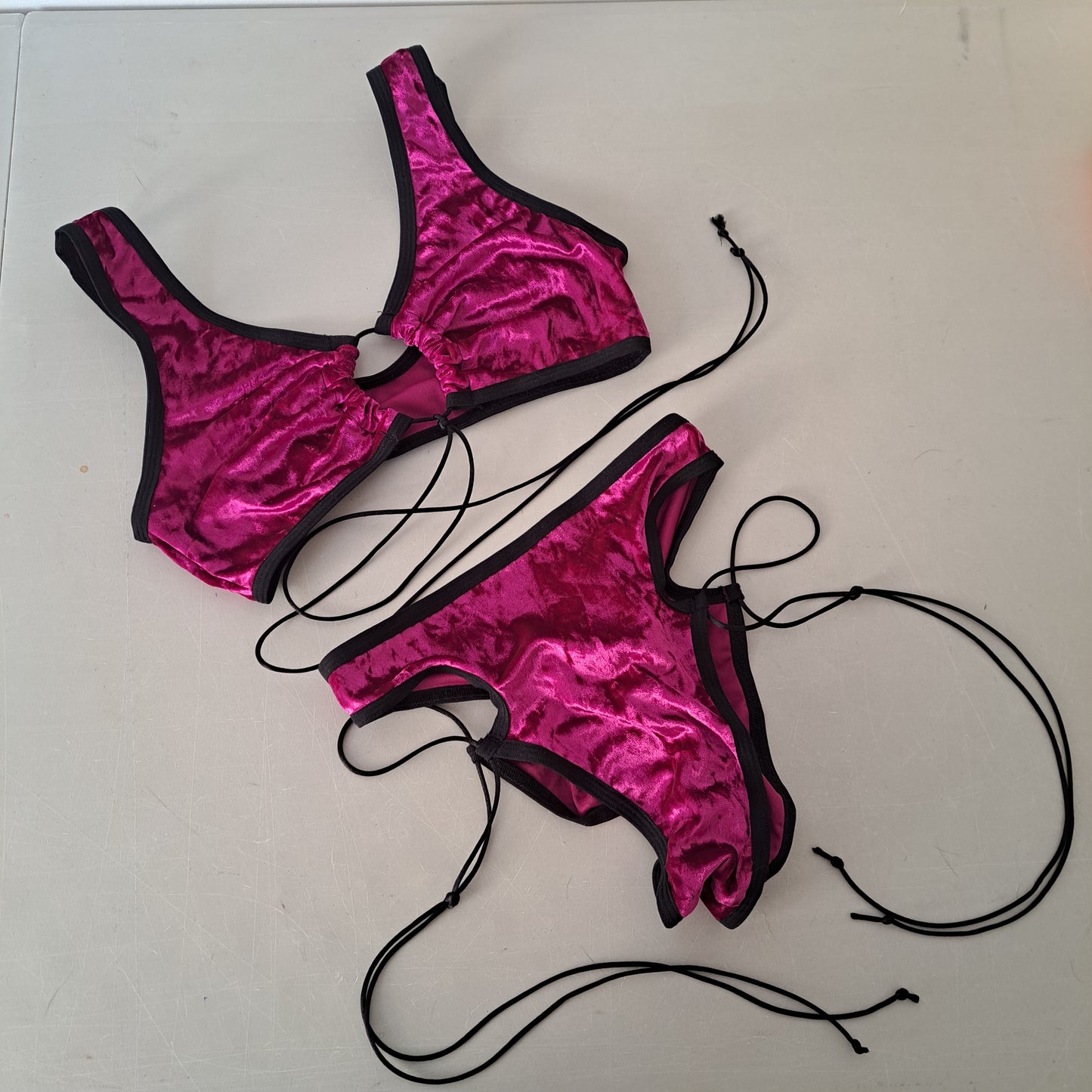 Completo elettra crush velvet magenta nero (sample)