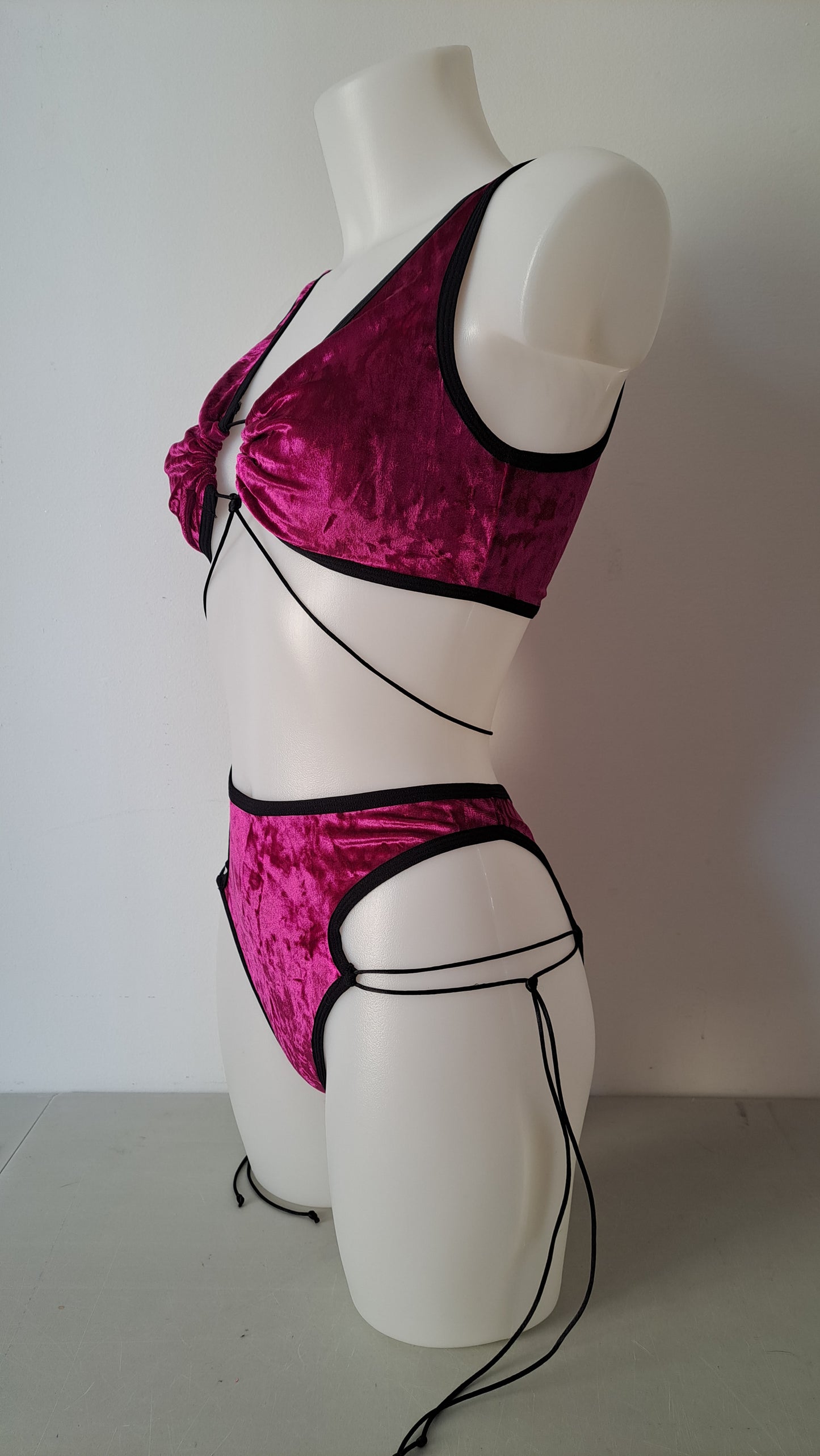 Completo elettra crush velvet magenta nero