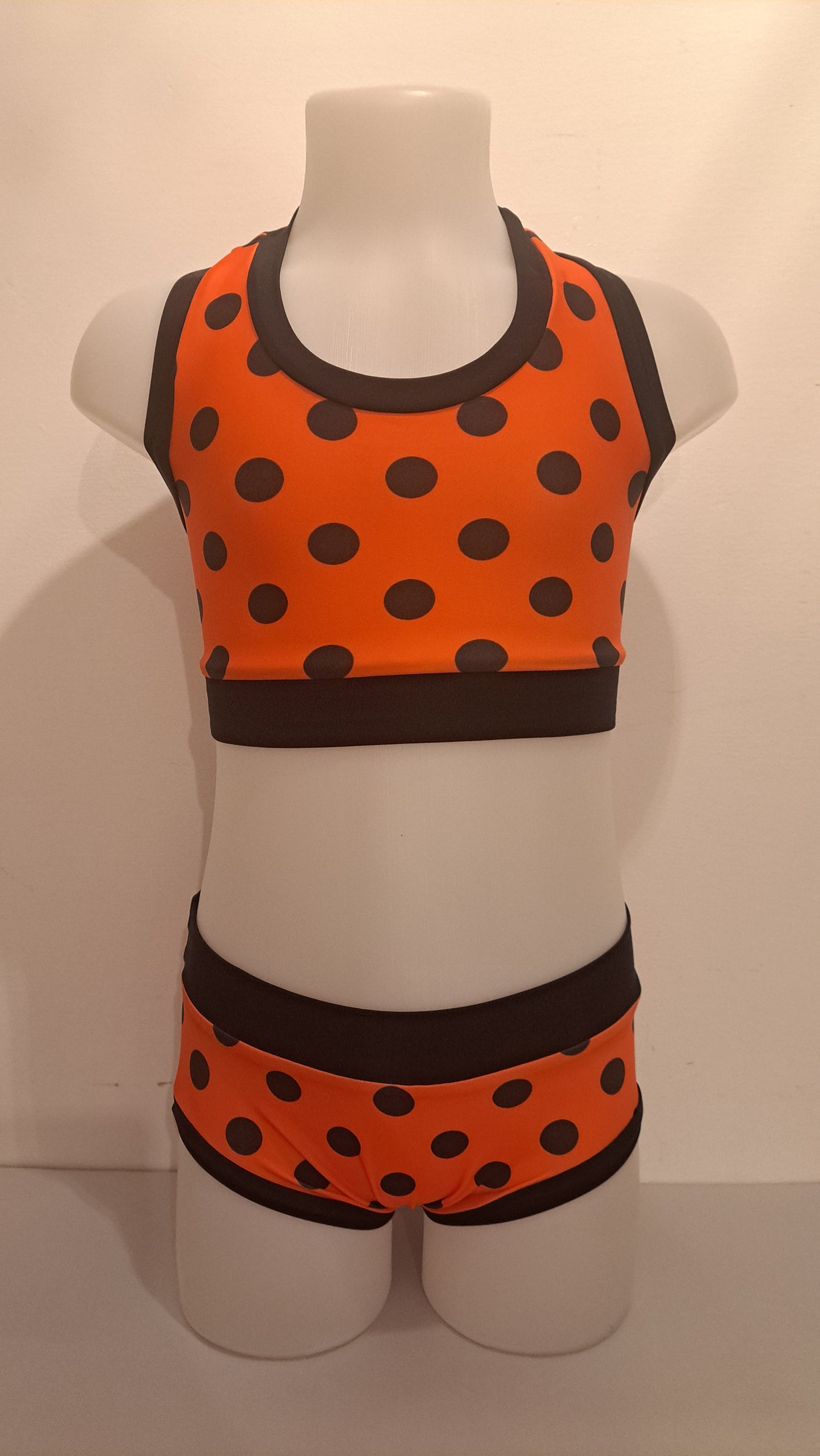 Completo 2 spalle vita bassa pois 8 anni