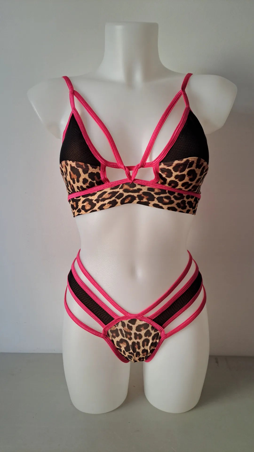 Completo ville/band maculato/fucsia