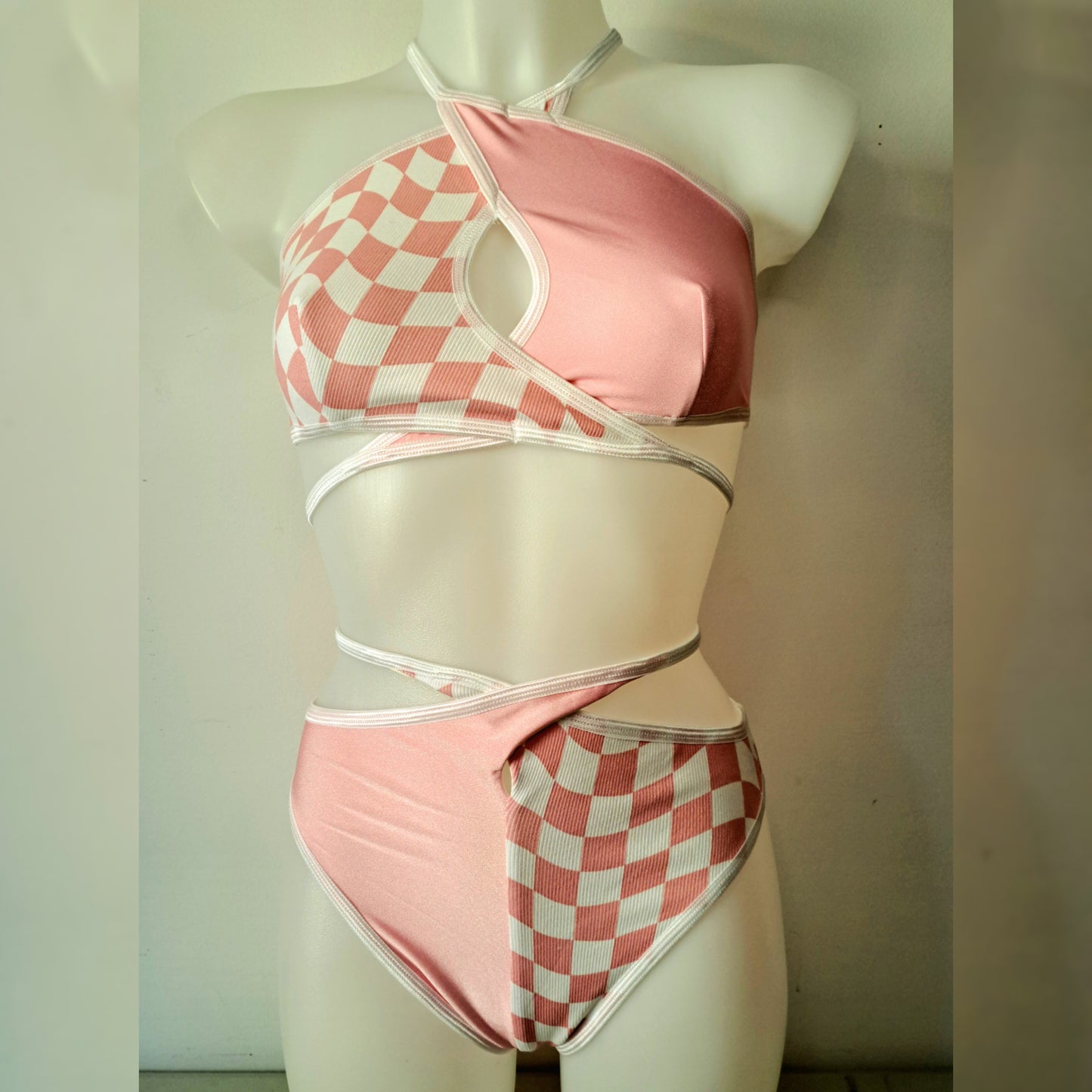 Completo dany scacchi rosa (sample)