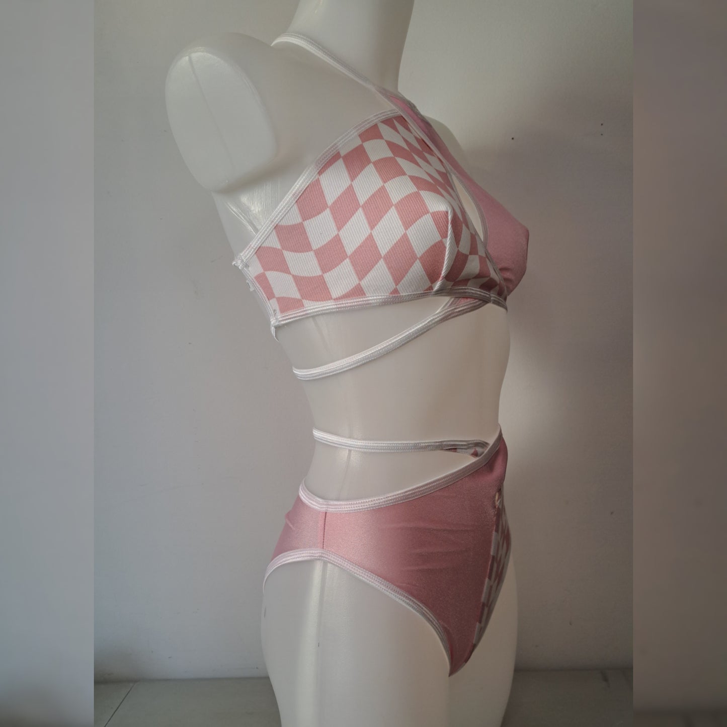 Completo dany scacchi rosa (sample)