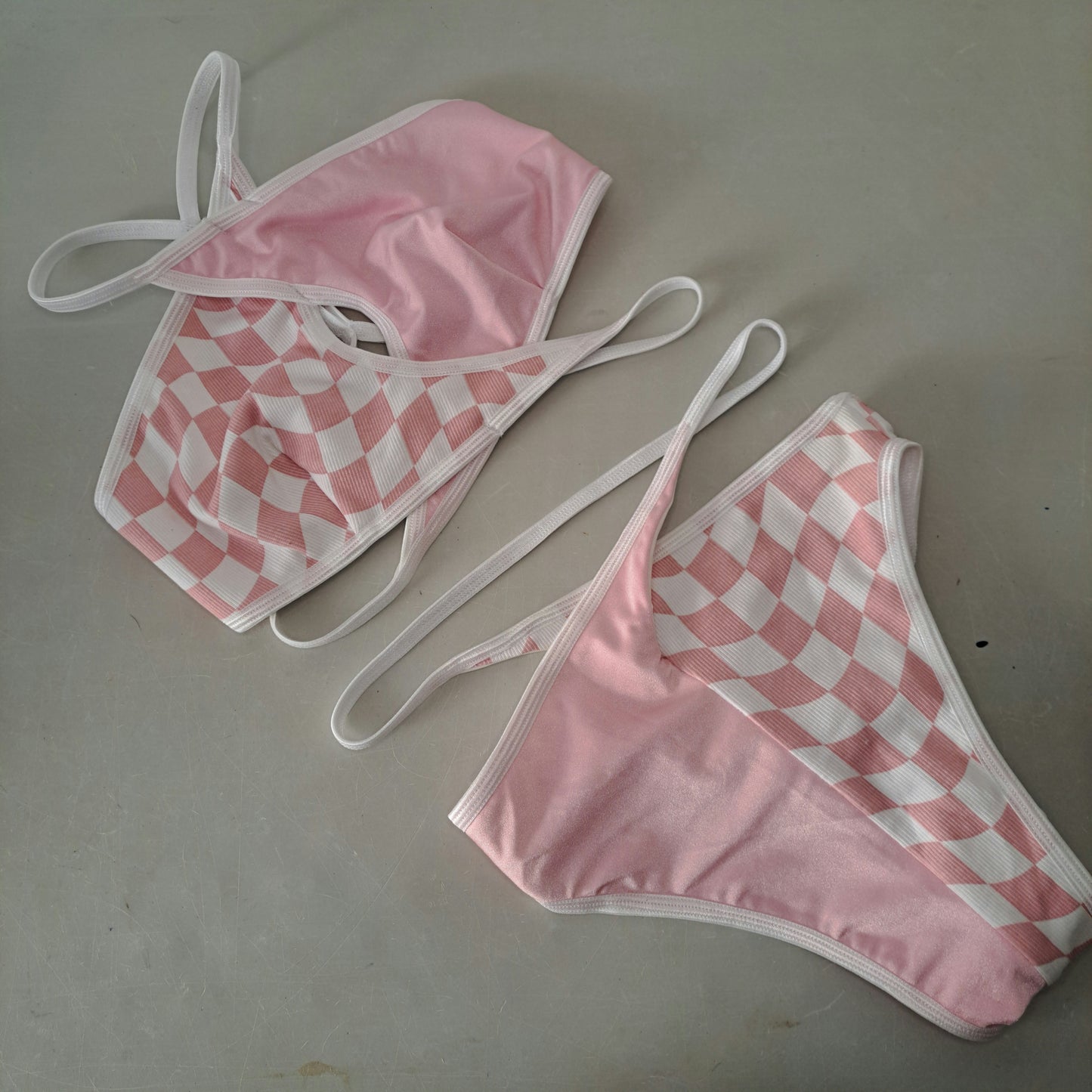 Completo dany scacchi rosa (sample)
