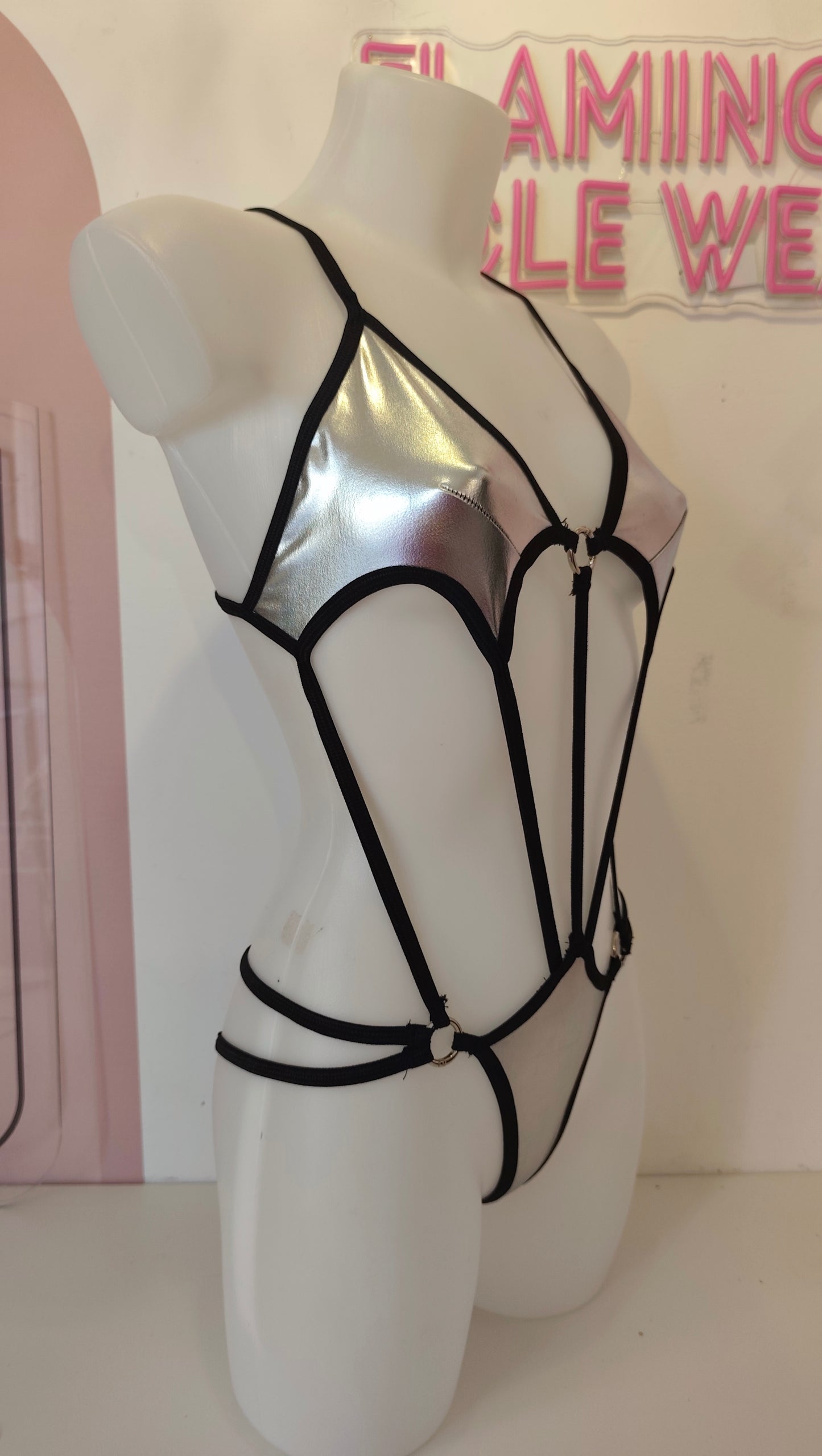 Body fake metal argento (sample)