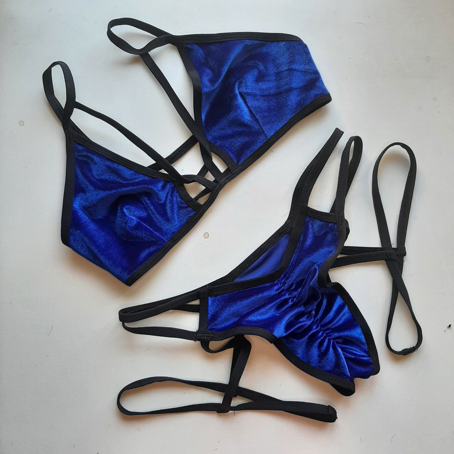 Completo roma harness velluto blu / nero - Flamingo pole wear