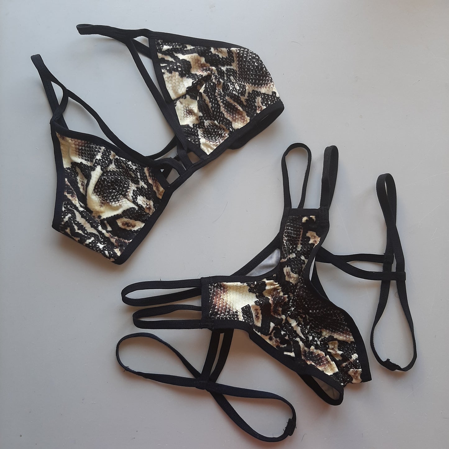 Completo roma harness pitone / nero - Flamingo pole wear