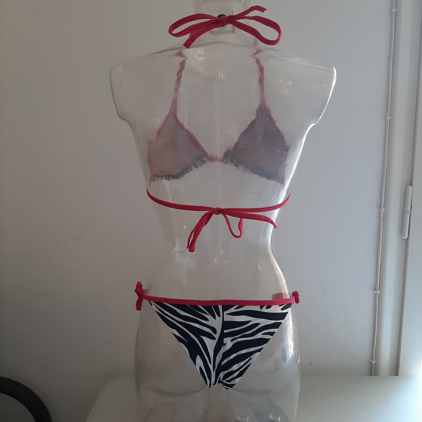 Completo bikini laccetti zebra / fucsia - Flamingo pole wear