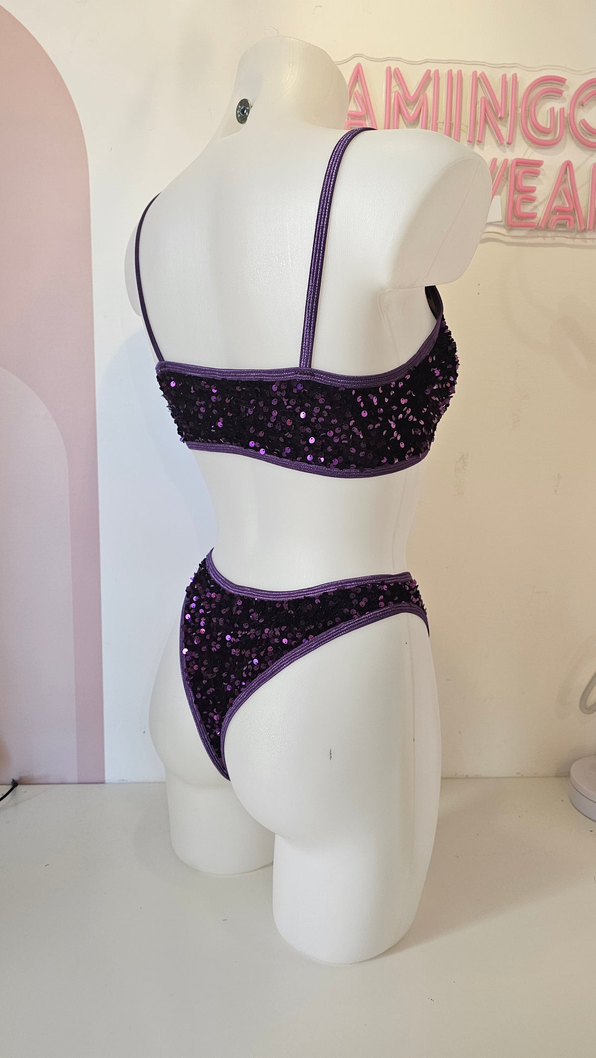 Completo corona telli velluto pailettes viola