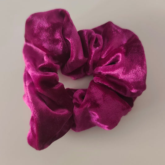 Scrunchies magenta velvet