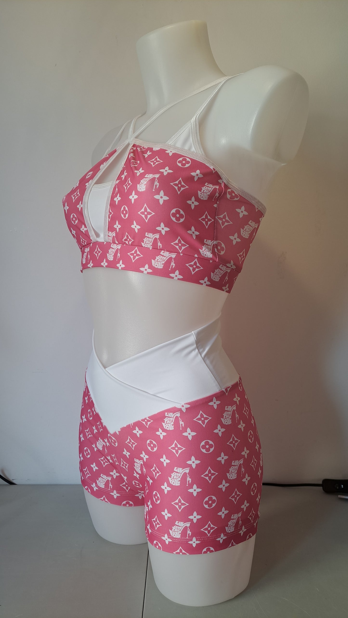 Completo yoga fitness liv fucsia bianco