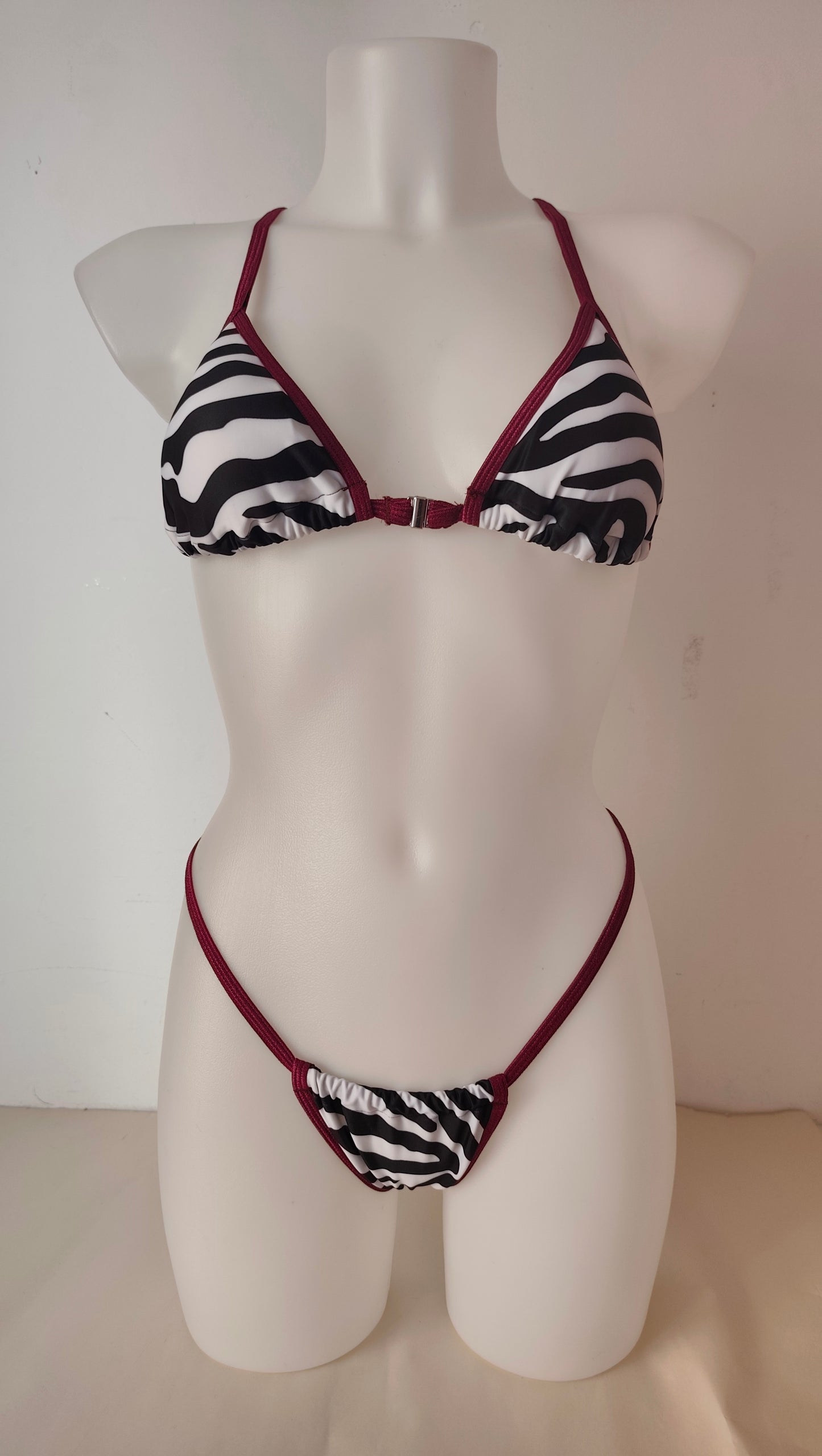 Completo curly zebrato bordeaux