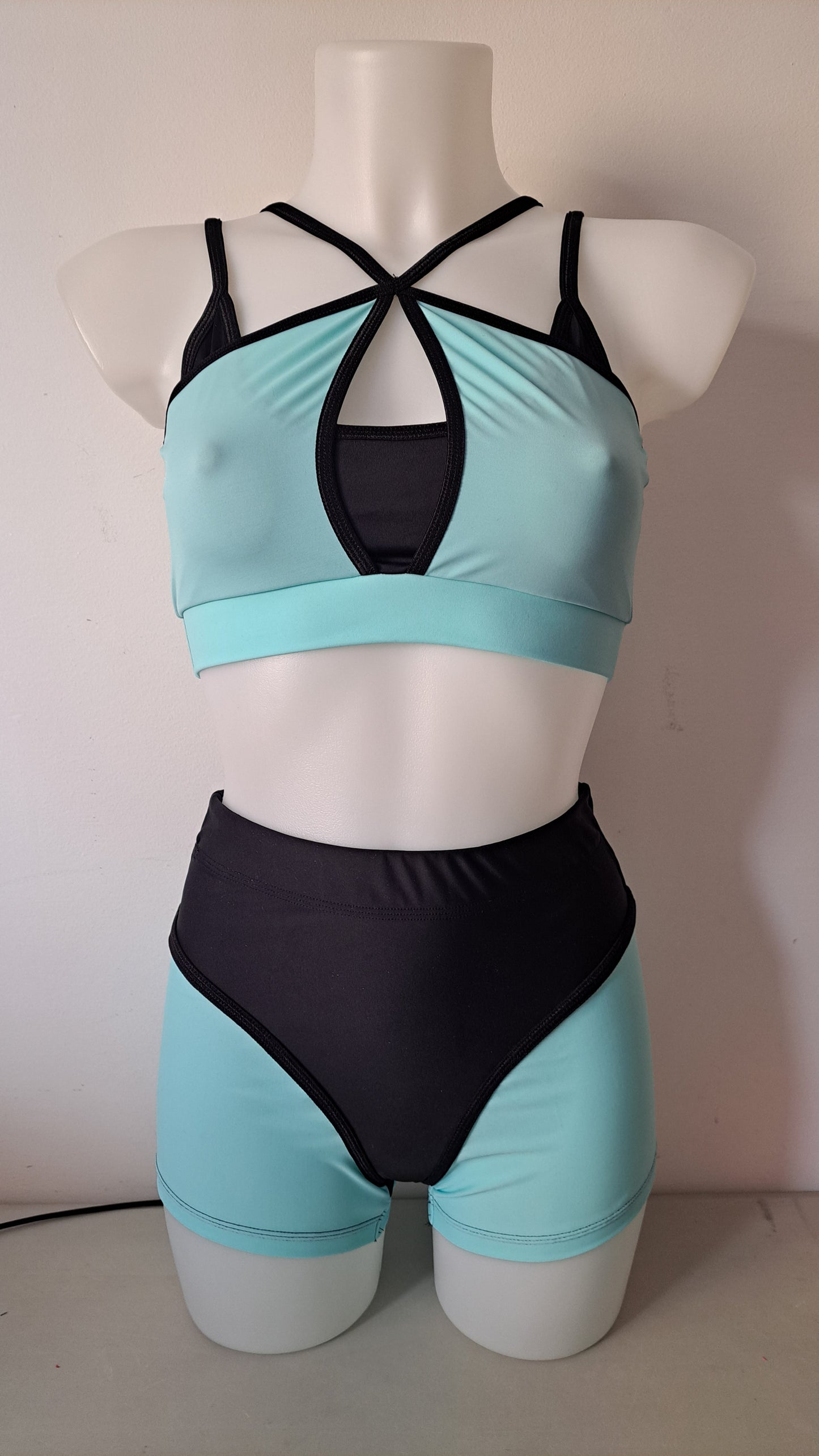 Completo yoga booty azzurro nero