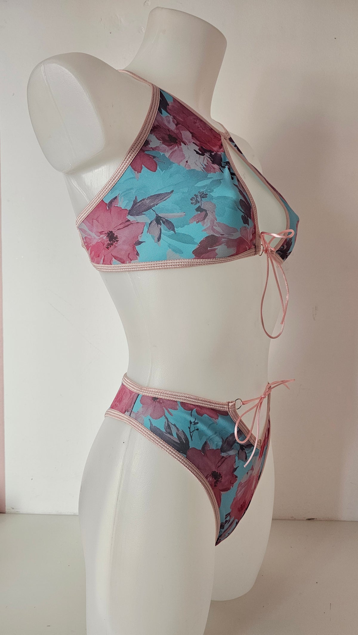 Completo cross telli vi flake blue flower (sample)
