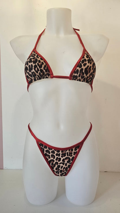 Bikini mare maculato rosso