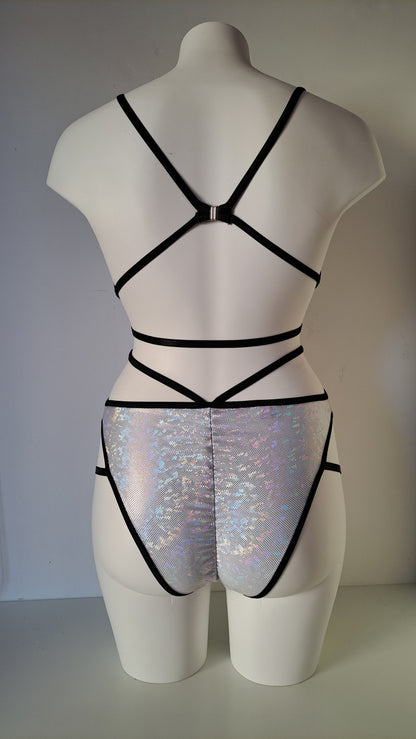 Completo liv high cut harness metal ologram