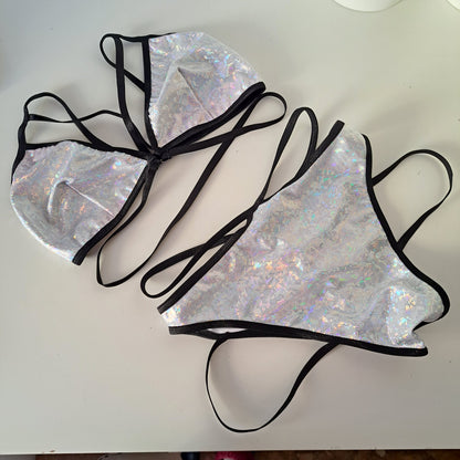 Completo liv high cut harness metal ologram