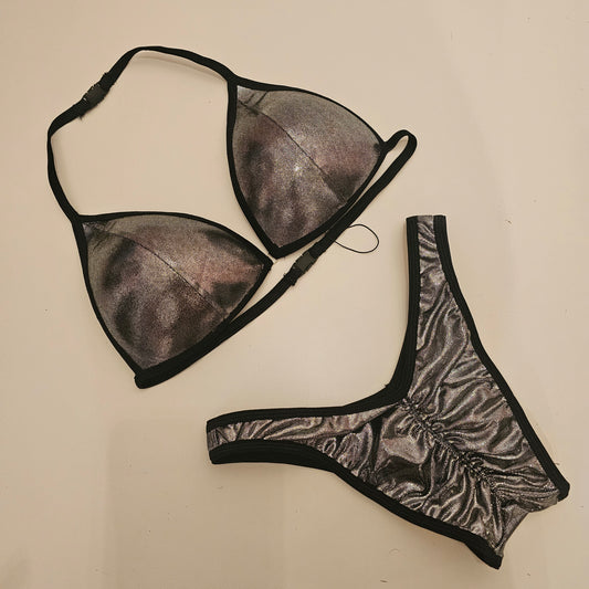 Completo bikini imbottito metal grigio scuro