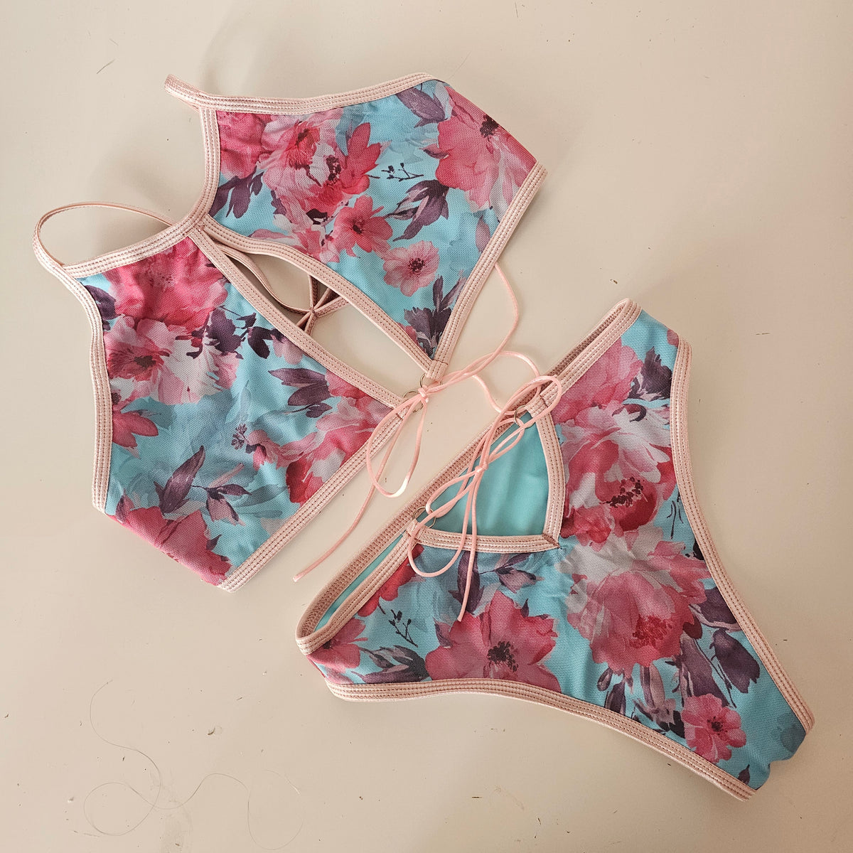 Completo cross telli vi flake blue flower (sample)