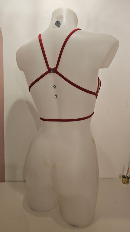Top Liv patch nudo cuori rossi