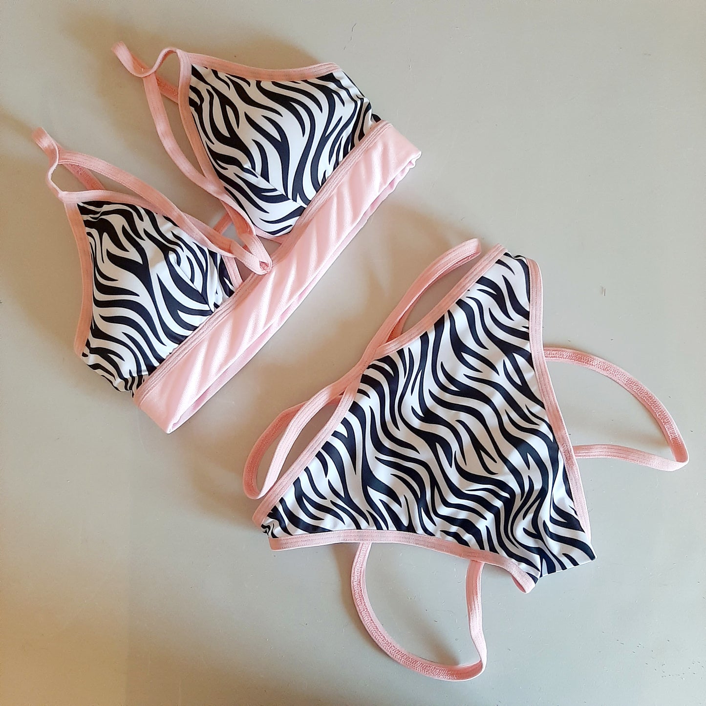 Completo monaco high cut harness zebra/rosa - Flamingo pole wear